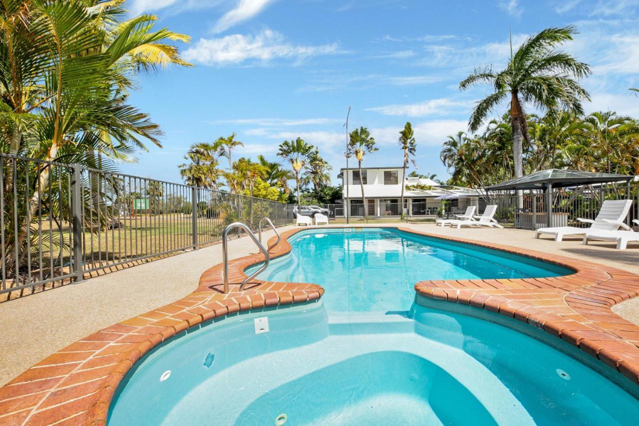Kinka Palms Motel Йепун Екстериор снимка