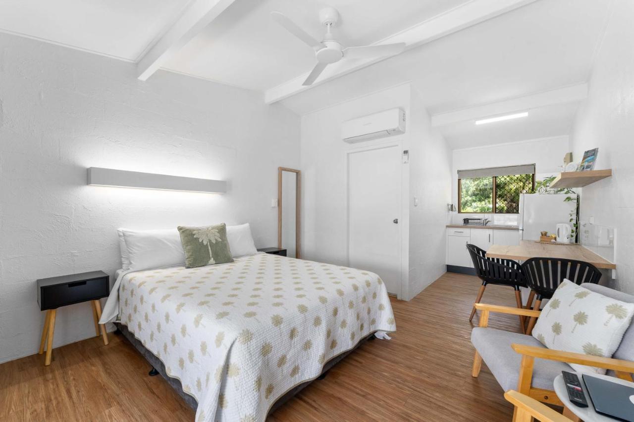 Kinka Palms Motel Йепун Екстериор снимка