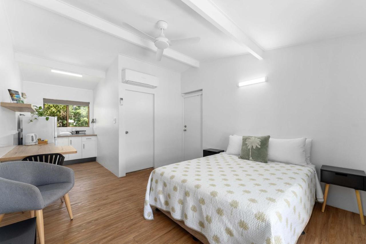 Kinka Palms Motel Йепун Екстериор снимка